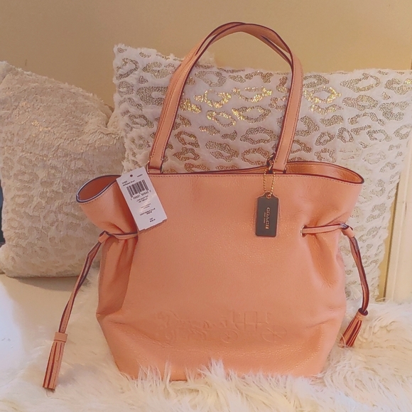 Coach Handbags - 💕$100 FLASH SALE💕 NWT COACH Tote  🤩